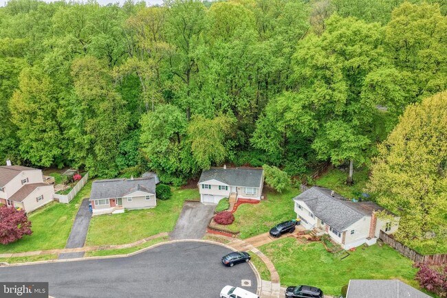Photo - 124 Hilldale Ct