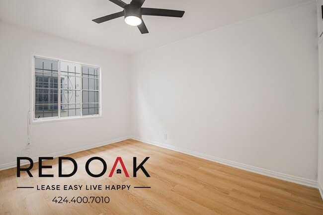 Photo - 1030 Menlo Ave Unidad 14