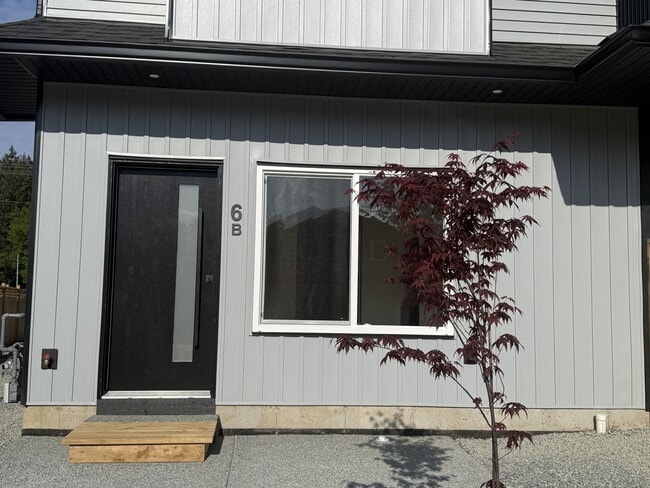 Building Photo - 6 Leam Rd Unit 6B