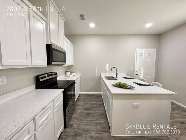 Photo - 7807 N 58th Ln Unit 4