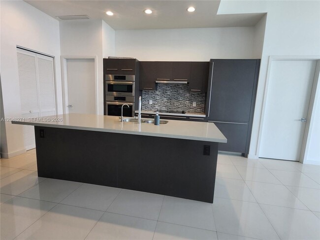 Photo - 7825 NW 107th Ave Unit 801