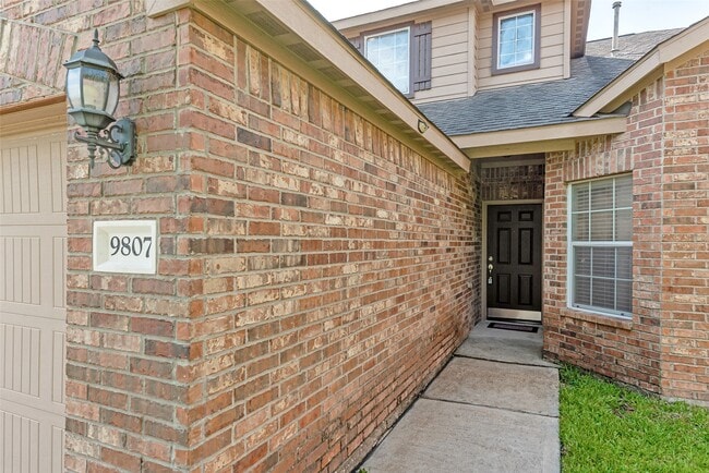 Building Photo - 9807 Opal Rock Dr Rental