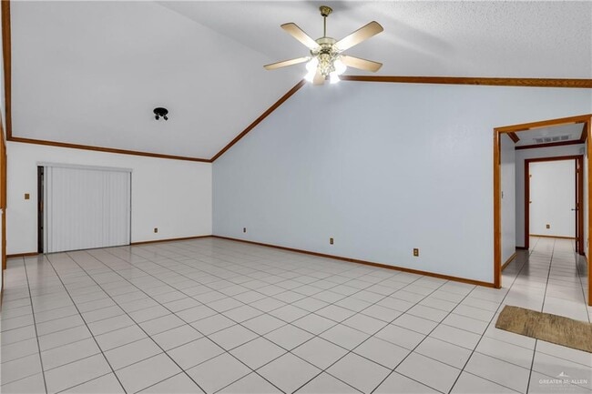 Photo - 15 N 21st St