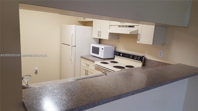 9823 Nob Hill Ct Unit 9823