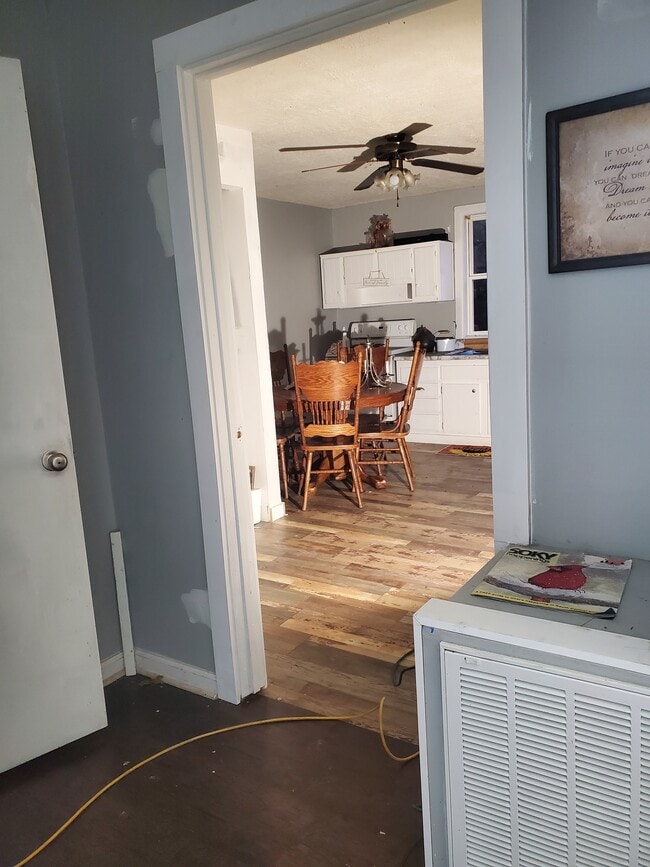 Photo - 6677 Penns Chapel Rd