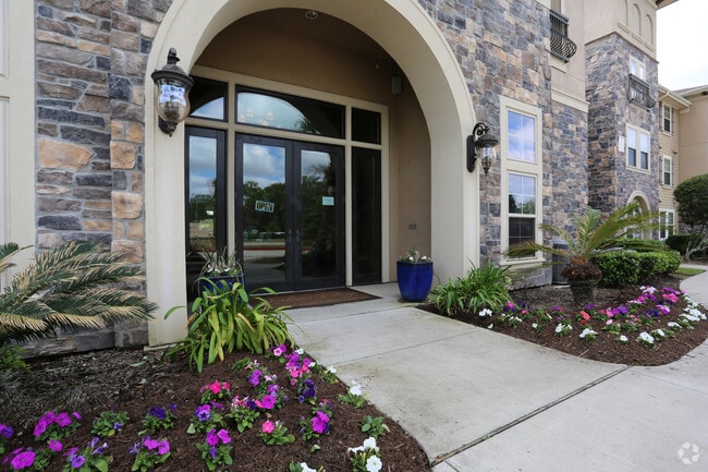 Photo - Lake Jackson Landings