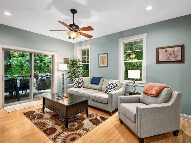 Building Photo - 34B Mardell Cir Unit SI ID1597206P