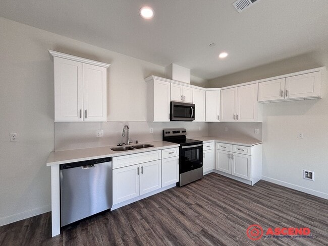 Photo - 6012 Curvy Hills Dr Unit 6012 Curvy Hills Dr #B