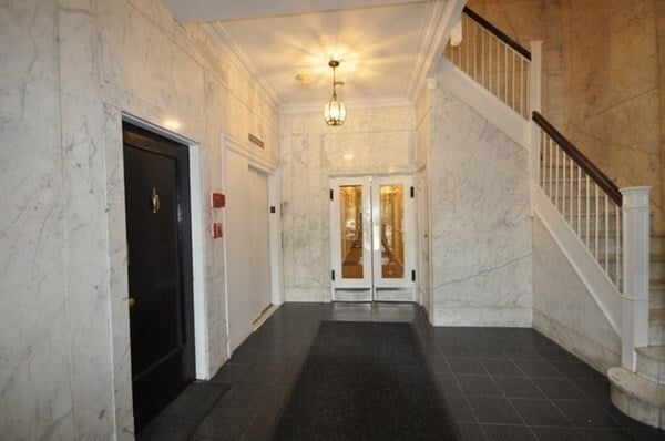 Photo - 70 Fenway Unit B2