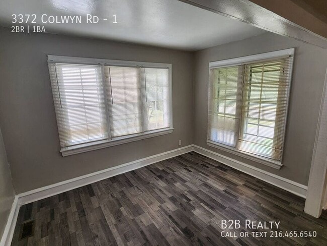 Photo - 3372 Colwyn Rd Unit 1