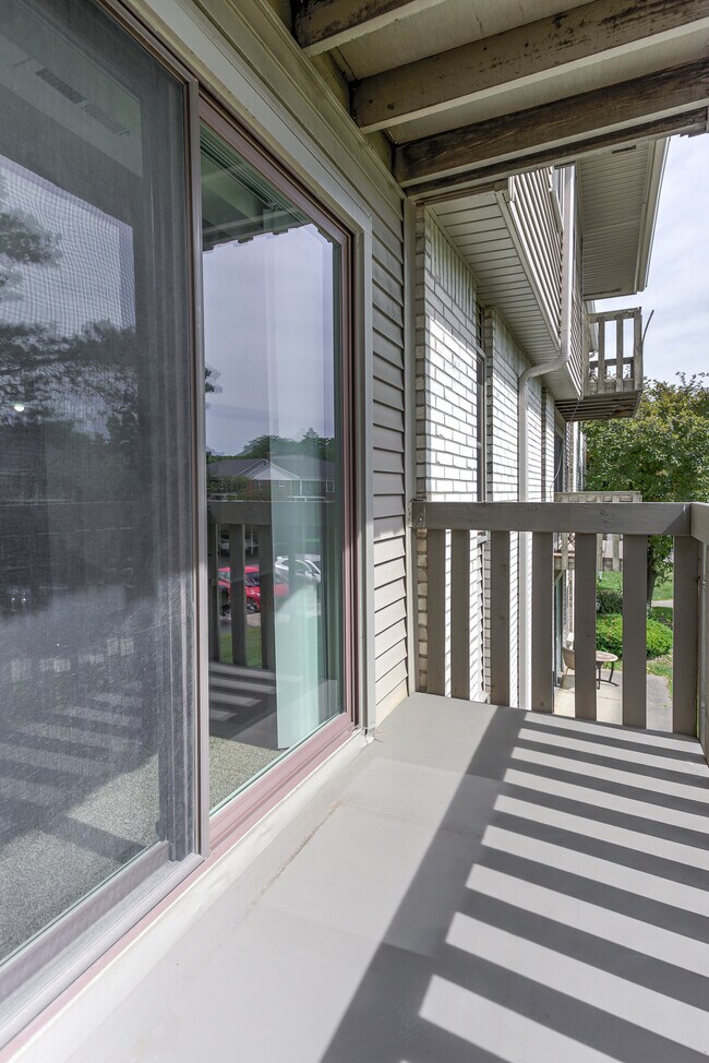 Photo - 32005 W 12 Mile Rd Unit 203