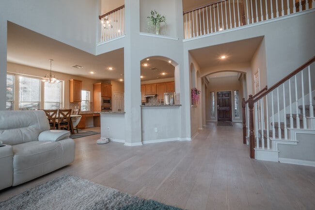 Photo - 917 Cavalry Ride Trail