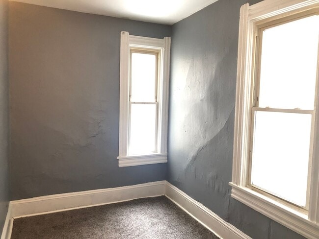 Photo - 3206 W 50th St Unit Down