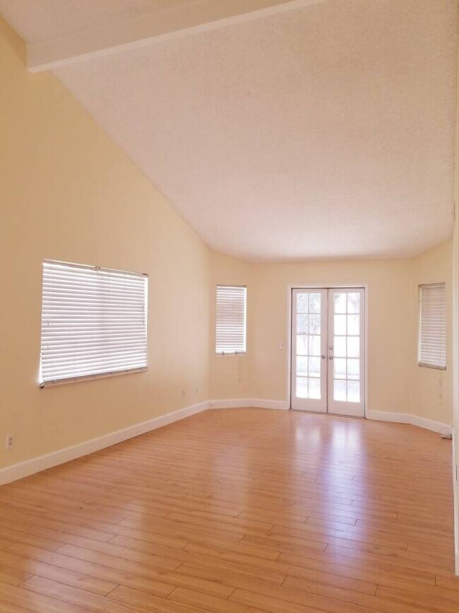 Photo - 14156 Oro Grande St