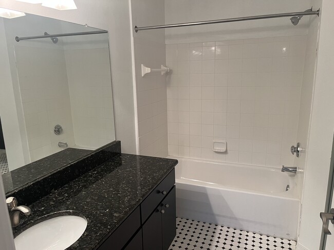 Photo - 10552 Windsor Lake Ct Unit NA