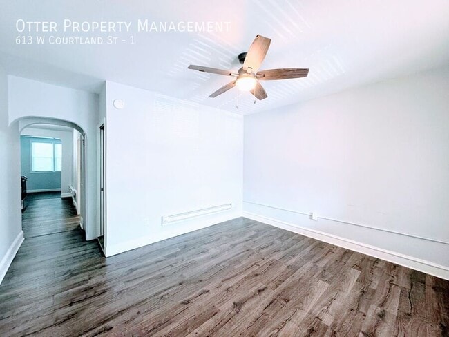 Photo - 613 W Courtland St Unit 1