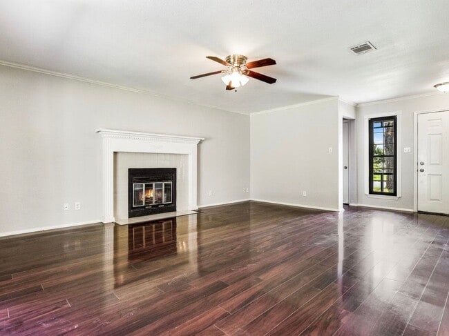 Photo - 7700 Wakefield Dr