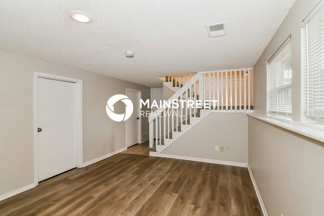 4 Bedroom Pet-Friendly Home in BELTON, MO with Main Street Renewal