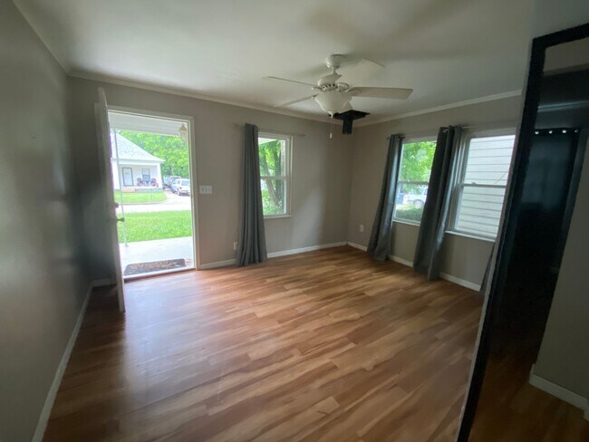 Photo - 1 bed 1 bathroom home in Shawnee