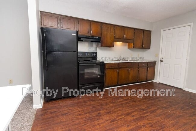 Photo - 6436 Basswood Ln