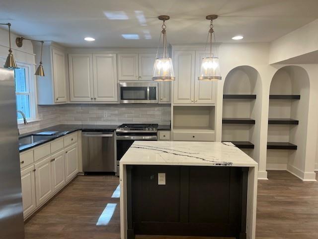 Photo - 3933 Radnor Ave