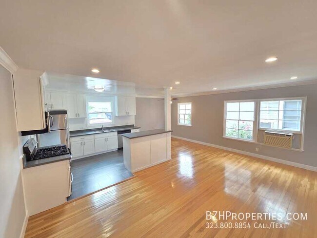 Photo - 5329 Vantage Ave Unidad 3