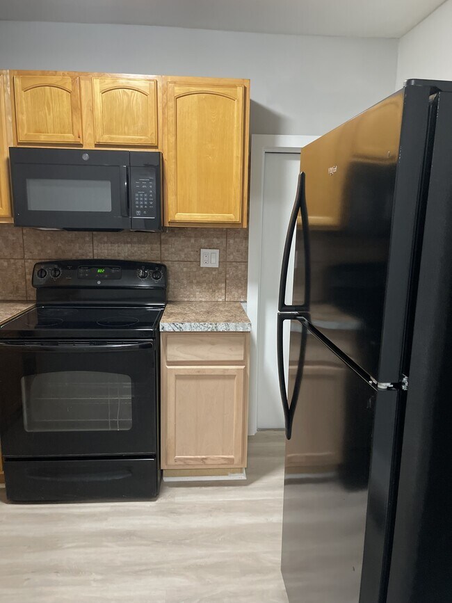 Photo - 1748 S Taylor St