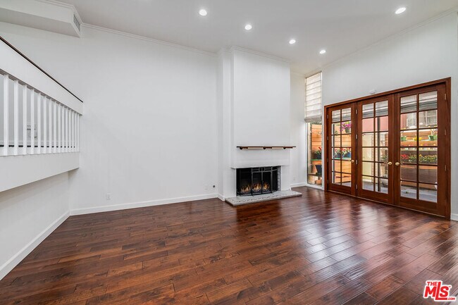 Photo - 9507 W Olympic Blvd