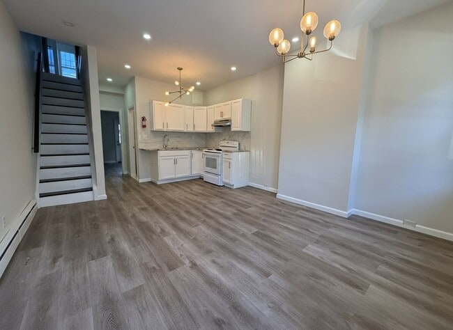 Photo - 2556 N Jessup-