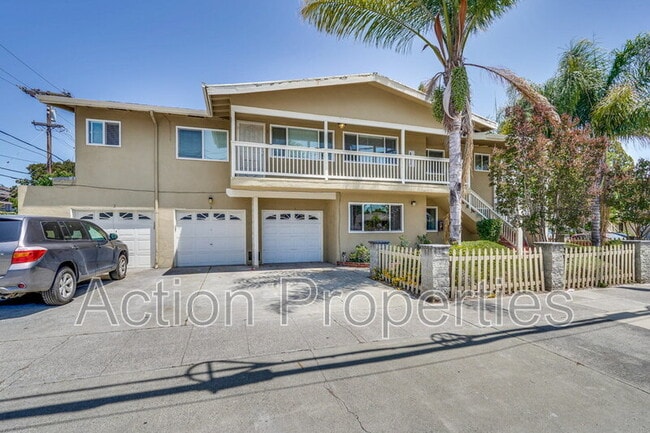 Building Photo - 4545 Moorpark Ave Unit #2