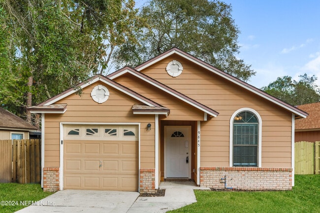 Building Photo - 9845 Paddlewheel Dr W