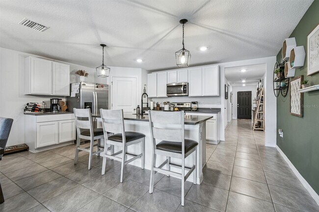 Photo - 3139 Silver Date Dr