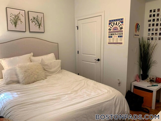 Photo - 26 Washburn St Unit 2