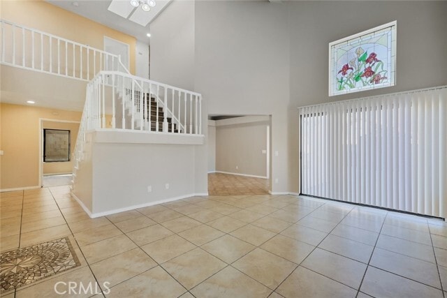 Photo - 325 Rainbow Terrace