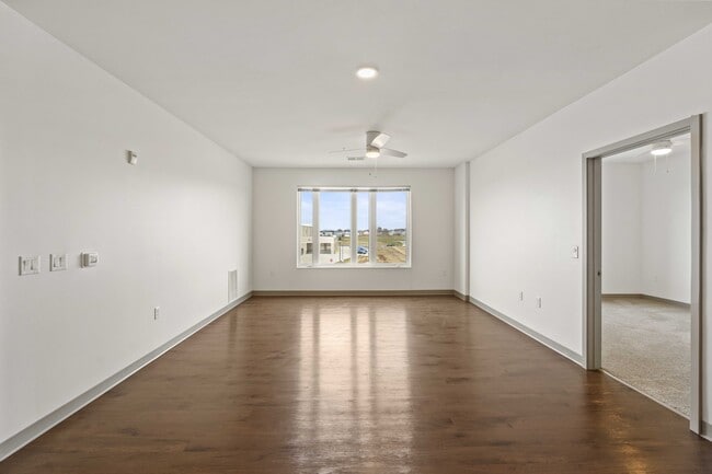 Photo - The Wildwood at Main