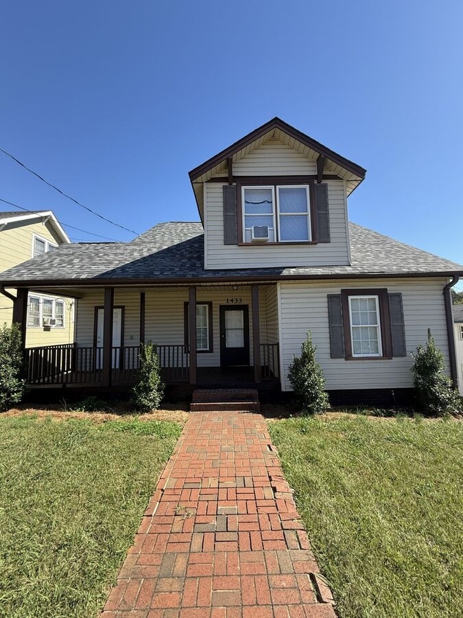 Close To Downtown & Vibrant Winston Attractions!! - Close To Downtown & Vibrant Winston Attractions!!