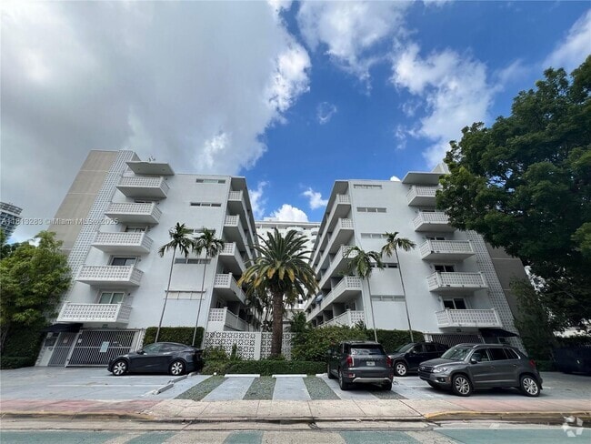Building Photo - 1620 West Ave Unit 603 Rental