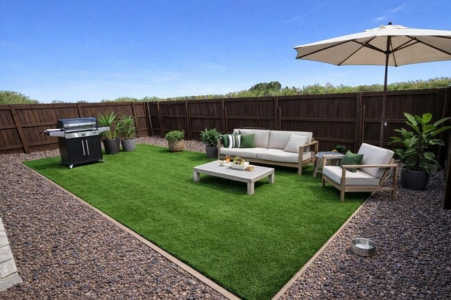 Building Photo - 704 Onyx Dr