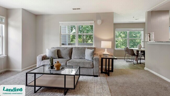 Photo - 300 Long Shoals Rd Unidad 14C.1410583