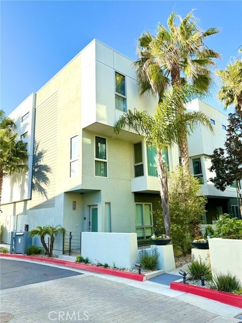 Photo - 310 Washington Blvd Townhome