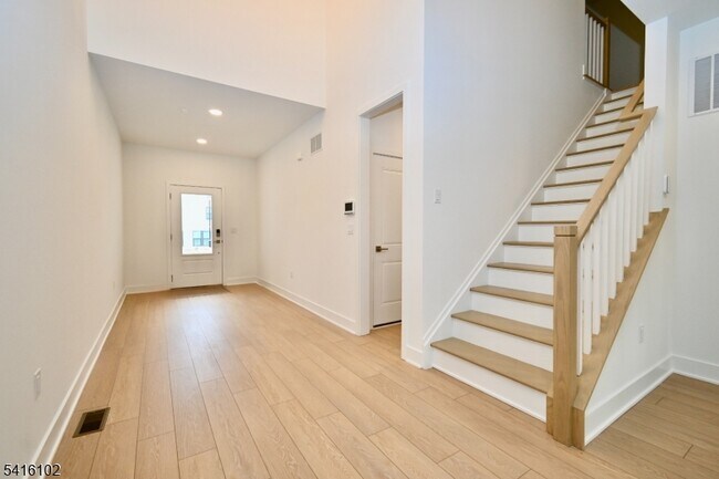 Photo - 26 Arowana Rd