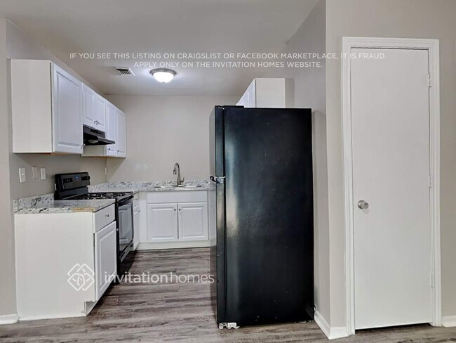 Photo - 417 Casie Ct House