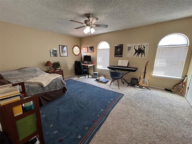 Photo - 3506 Speedway Unit 301