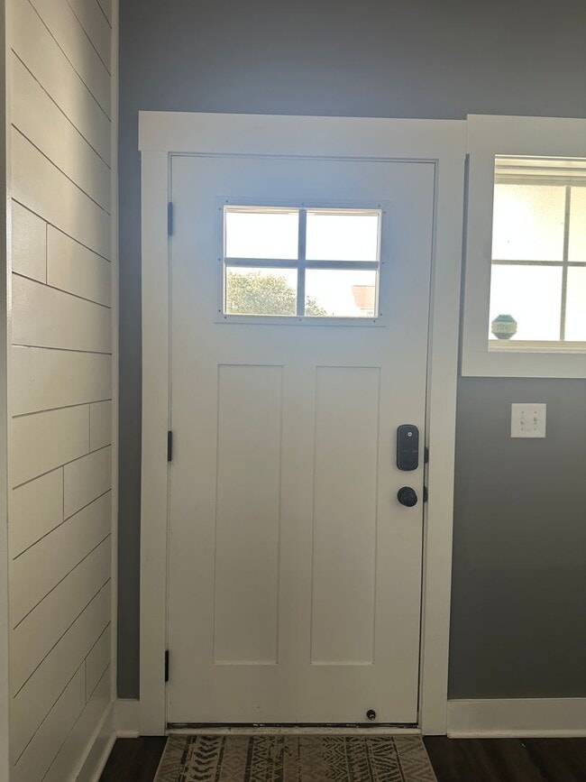 Photo - 238 E Ivybridge Dr