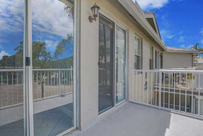 Building Photo - 1013 Shoma Dr Unit 1013 Rental