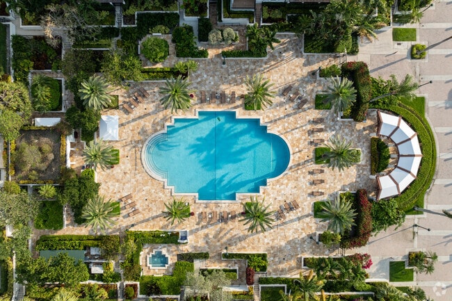 3500 Isla Blvd. - Mediterranean Village