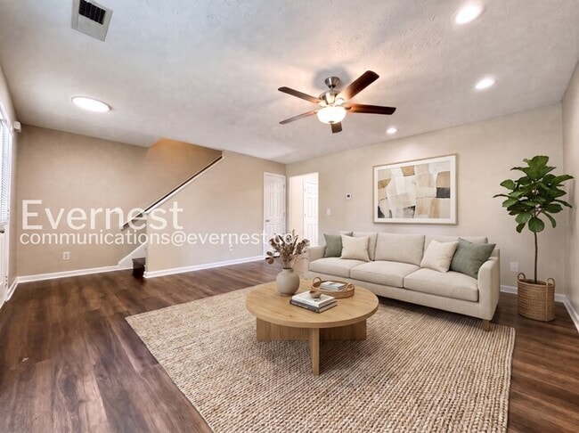 Photo - 3 Bed/2.5 Bath Town Home with Off-Street Parking / Available Now!