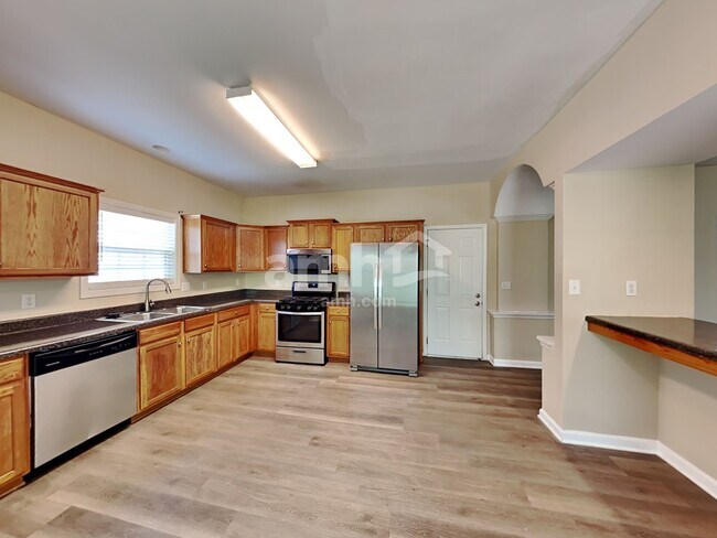 Photo - 31 Trayton Way