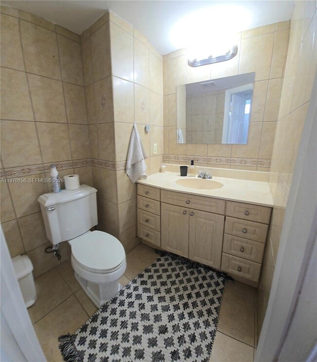 Photo - 3703 NE 166th St Unit 409