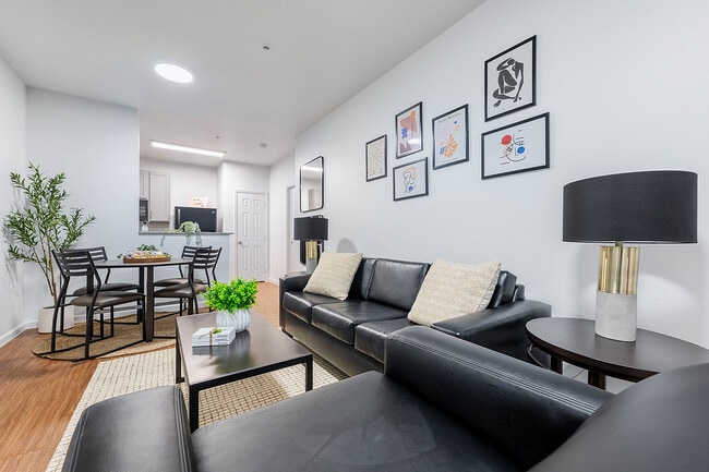 24-Longview-Apartments-Near-UT-Austin-Furnished-Living-Room-and-Dining-Area